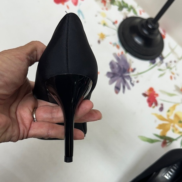 a.n.a Classic Black Heels - Picture 5 of 9